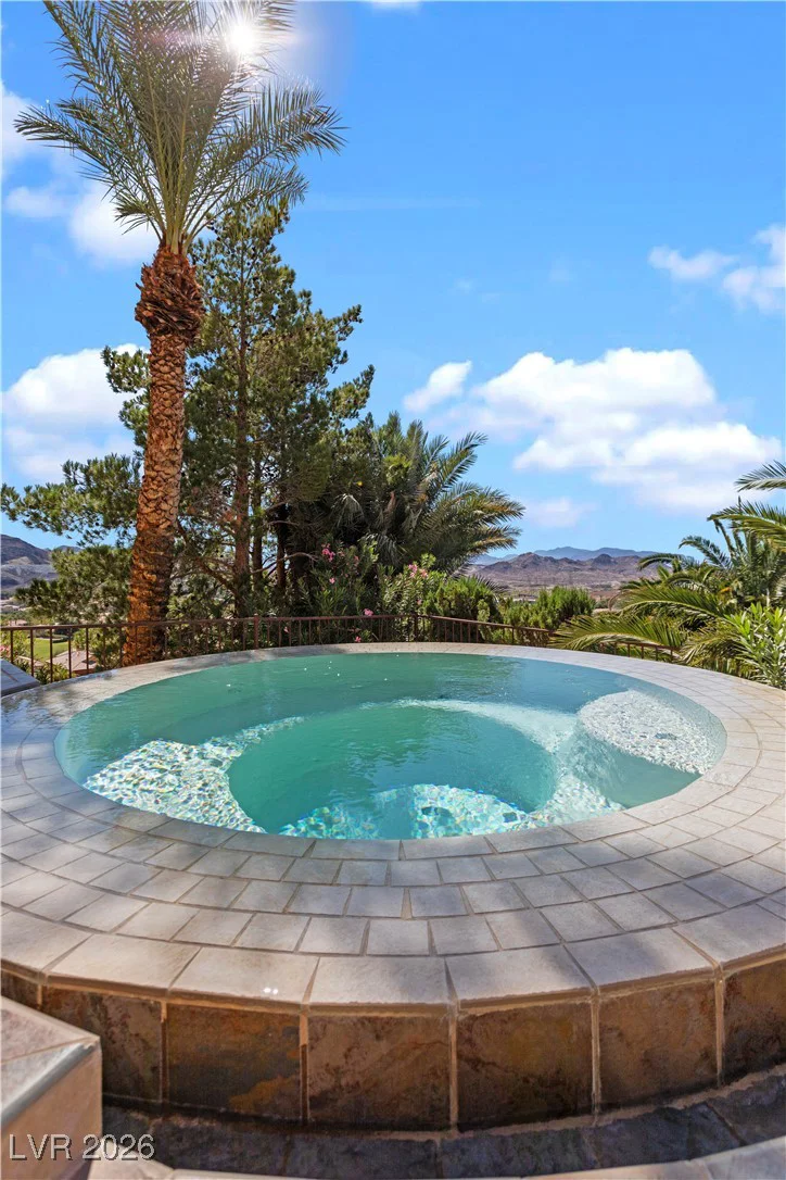 18 Cerchio Alto, Henderson, NV 89011