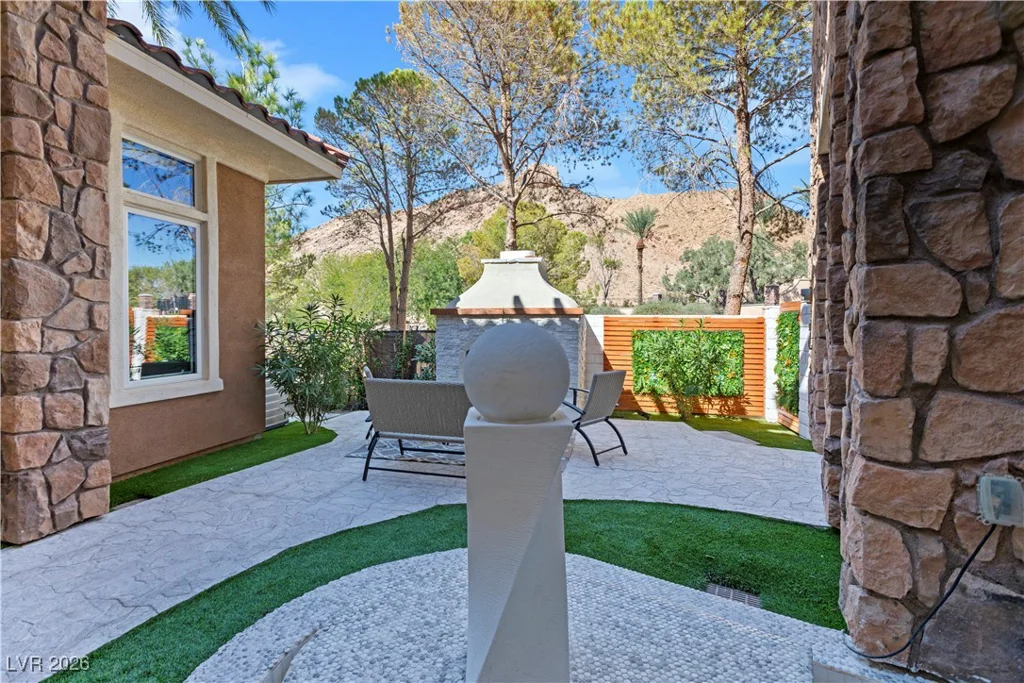 18 Cerchio Alto, Henderson, NV 89011