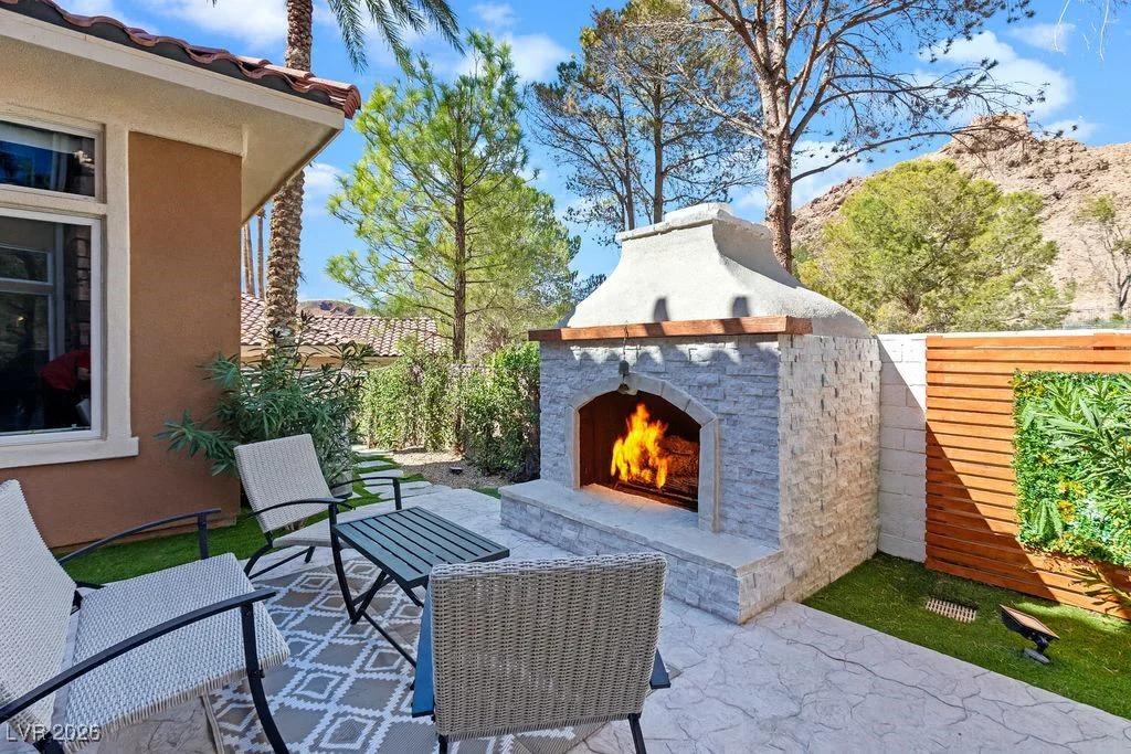 18 Cerchio Alto, Henderson, NV 89011
