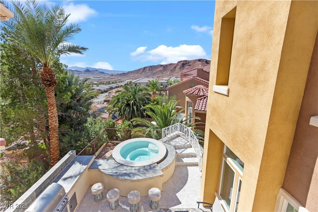 18 Cerchio Alto, Henderson, NV 89011