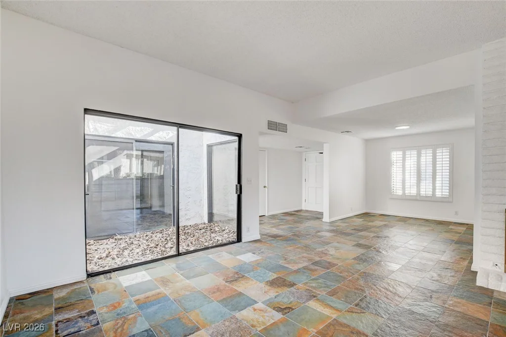 3427 Manzano, Las Vegas, NV 89121