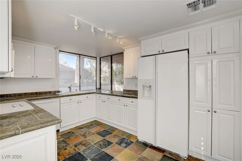 3427 Manzano, Las Vegas, NV 89121