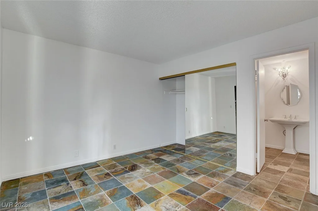 3427 Manzano, Las Vegas, NV 89121