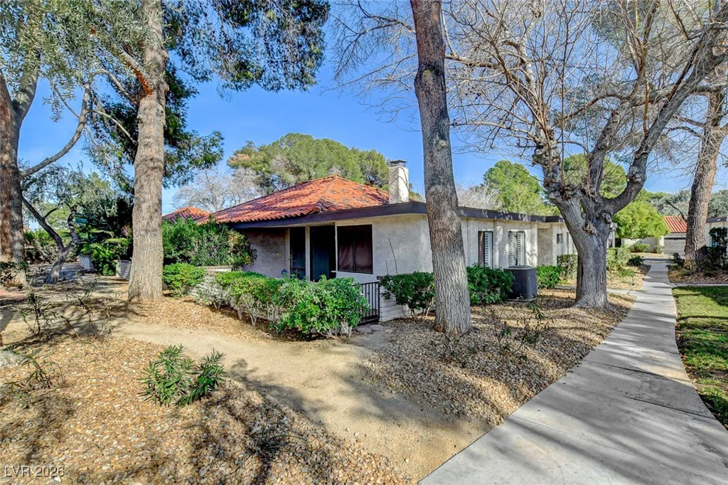 3427 Manzano, Las Vegas, NV 89121