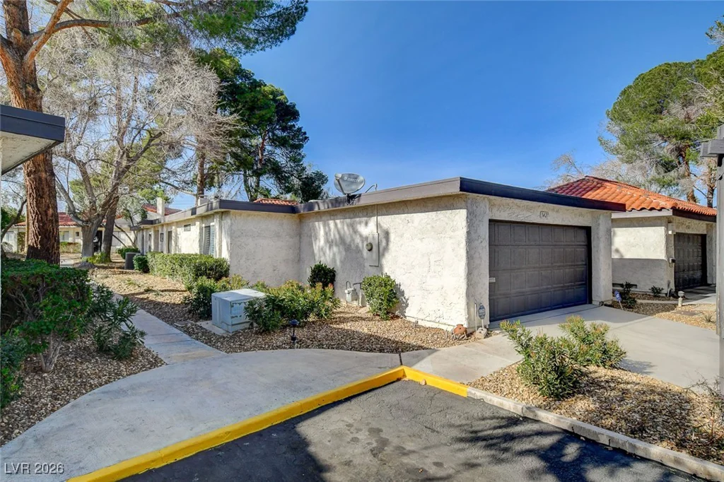 3427 Manzano, Las Vegas, NV 89121