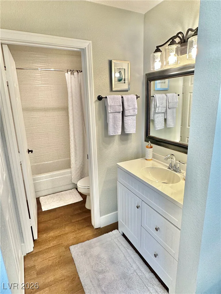 2716 LODESTONE, Las Vegas, NV 89117