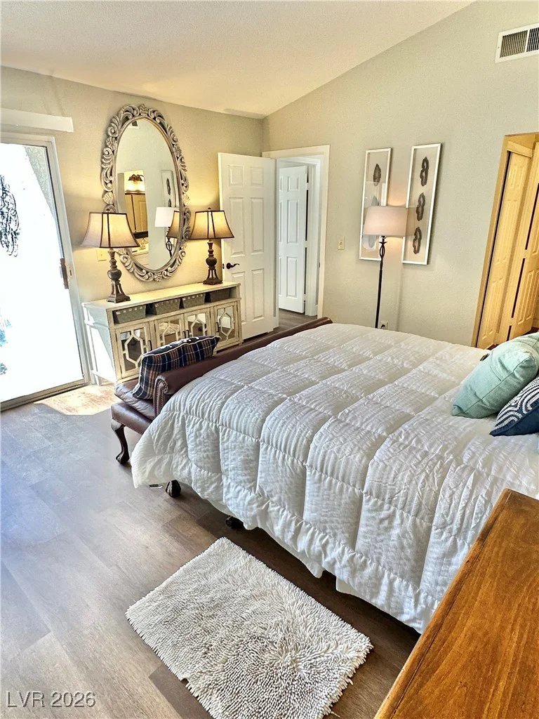 2716 LODESTONE, Las Vegas, NV 89117