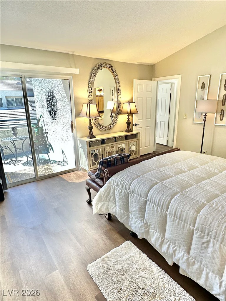 2716 LODESTONE, Las Vegas, NV 89117