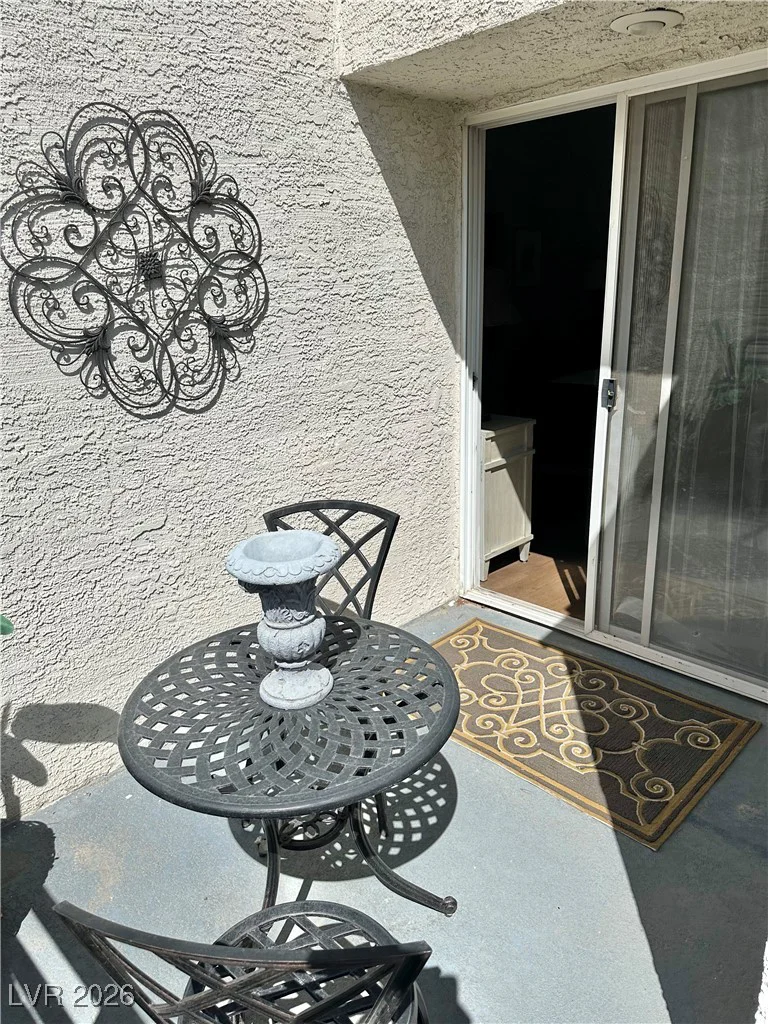 2716 LODESTONE, Las Vegas, NV 89117