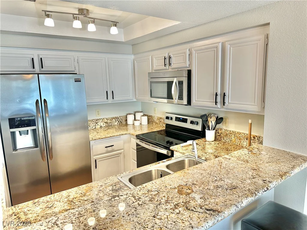 2716 LODESTONE, Las Vegas, NV 89117