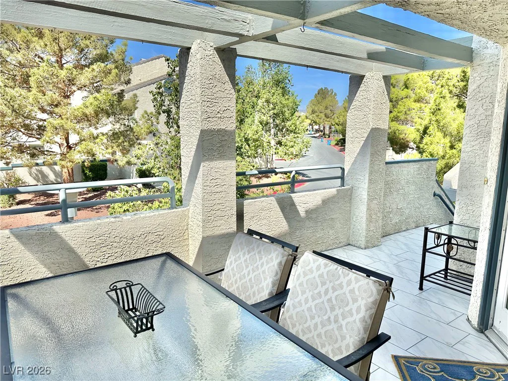 2716 LODESTONE, Las Vegas, NV 89117