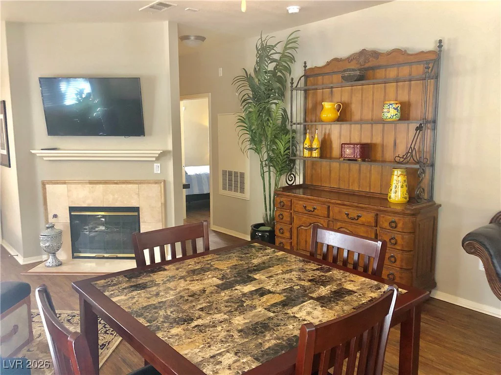 5250 RAINBOW, Las Vegas, NV 89118