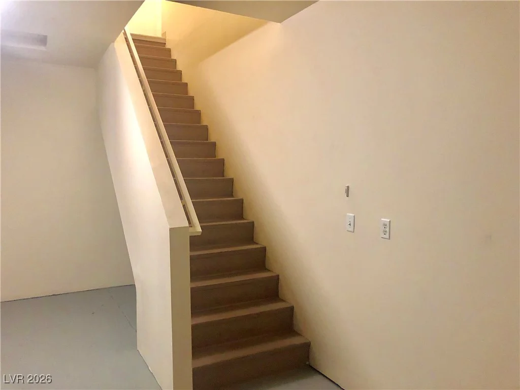 5250 RAINBOW, Las Vegas, NV 89118