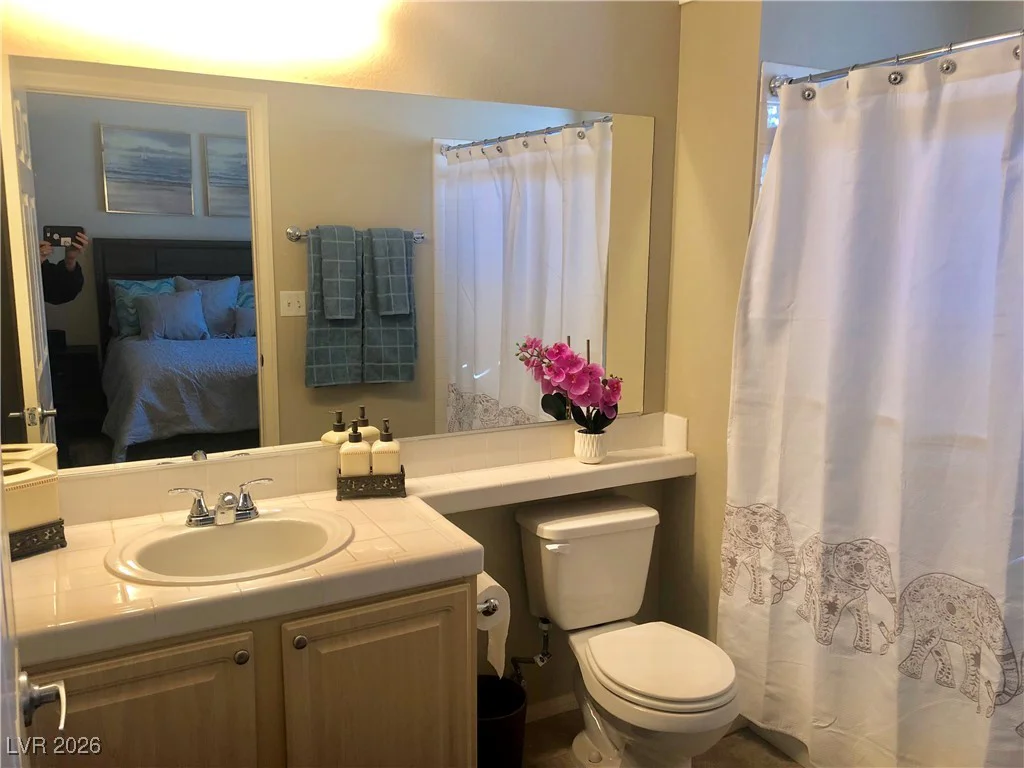 5250 RAINBOW, Las Vegas, NV 89118