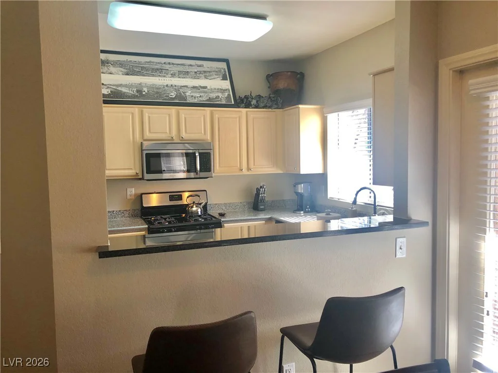 5250 RAINBOW, Las Vegas, NV 89118