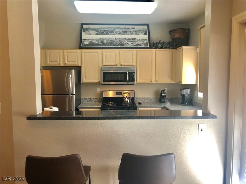 5250 RAINBOW, Las Vegas, NV 89118