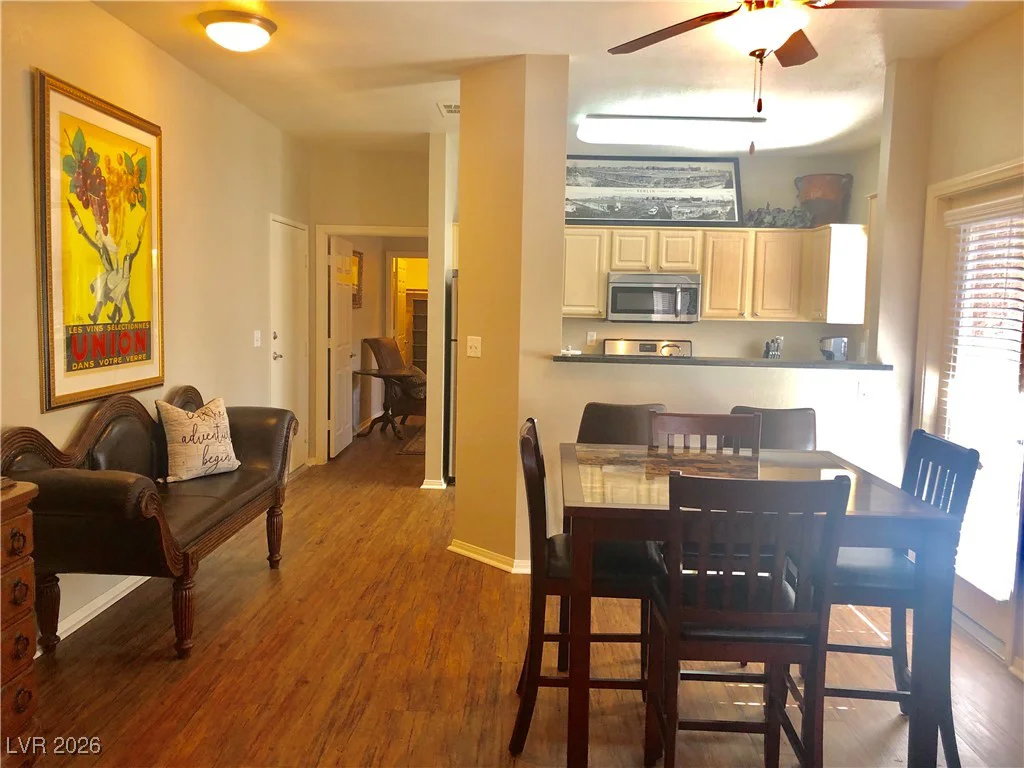 5250 RAINBOW, Las Vegas, NV 89118