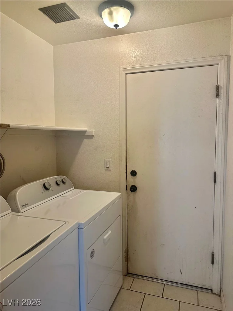 822 Oak Island, North Las Vegas, NV 89032