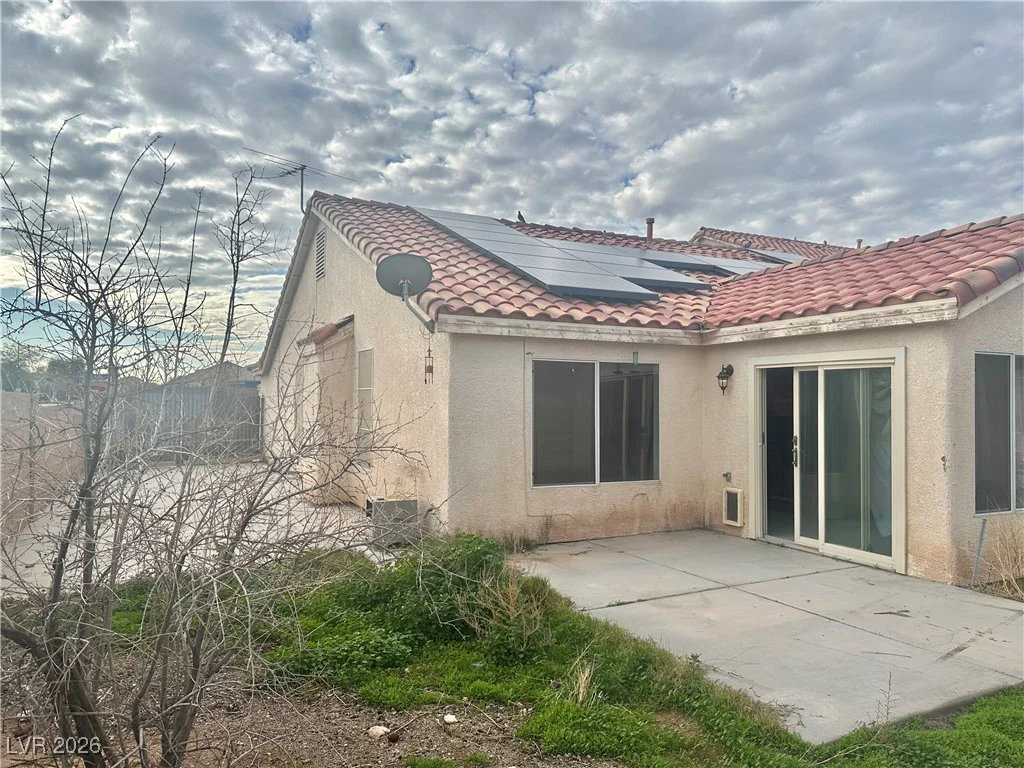822 Oak Island, North Las Vegas, NV 89032