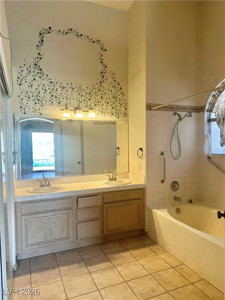 822 Oak Island, North Las Vegas, NV 89032