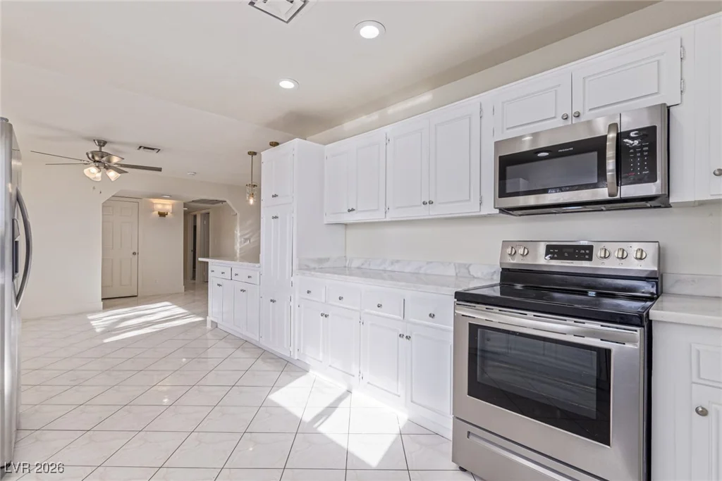 4626 Warm Springs, Las Vegas, NV 89118