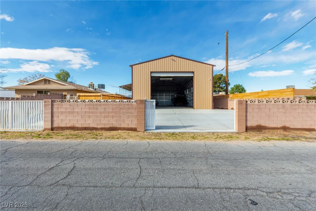 4626 Warm Springs, Las Vegas, NV 89118