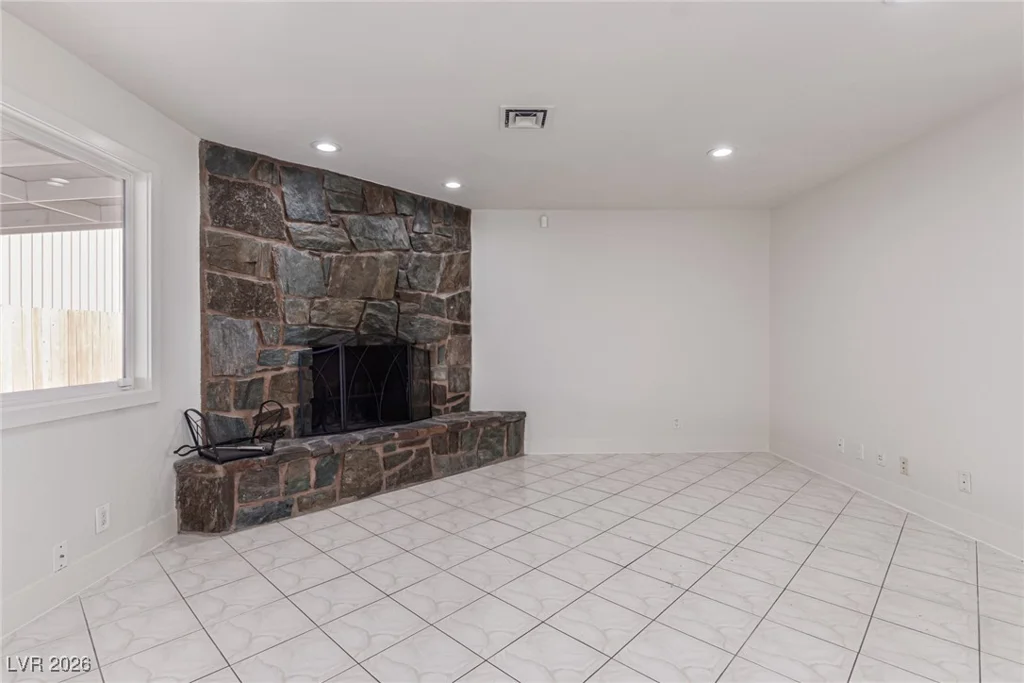 4626 Warm Springs, Las Vegas, NV 89118