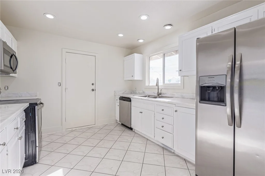 4626 Warm Springs, Las Vegas, NV 89118