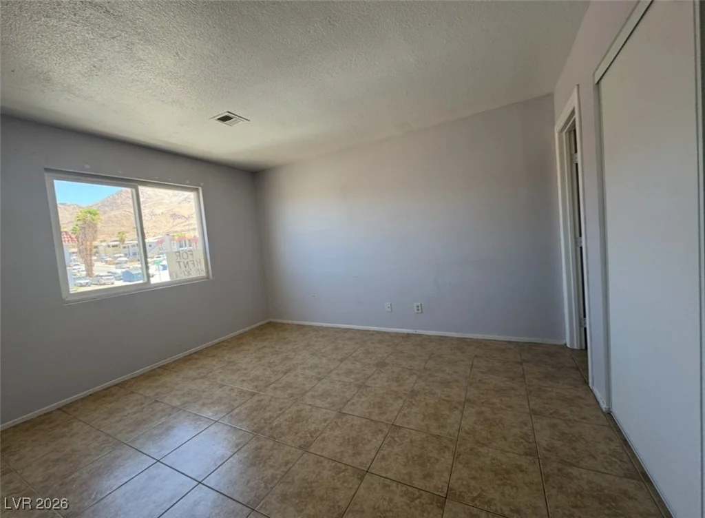 2269 Exeter, Las Vegas, NV 89156