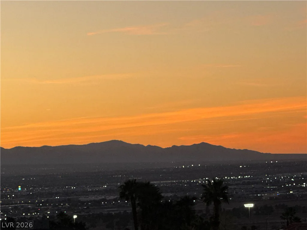 2269 Exeter, Las Vegas, NV 89156