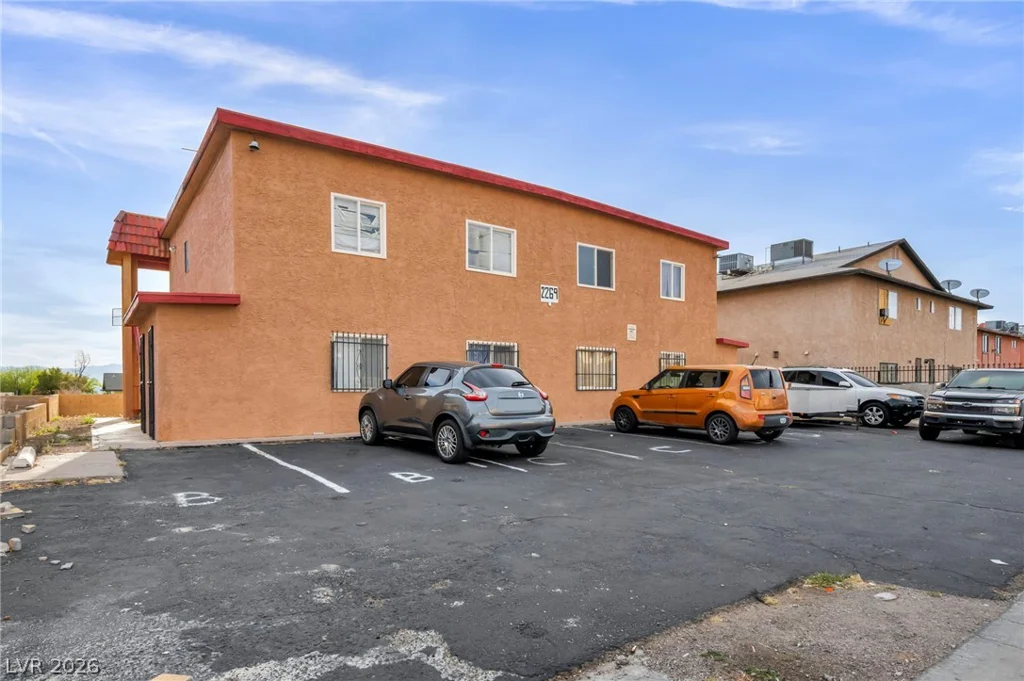 2269 Exeter, Las Vegas, NV 89156