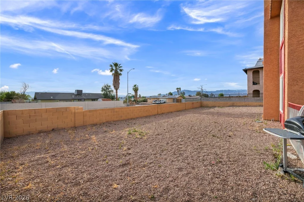 2269 Exeter, Las Vegas, NV 89156