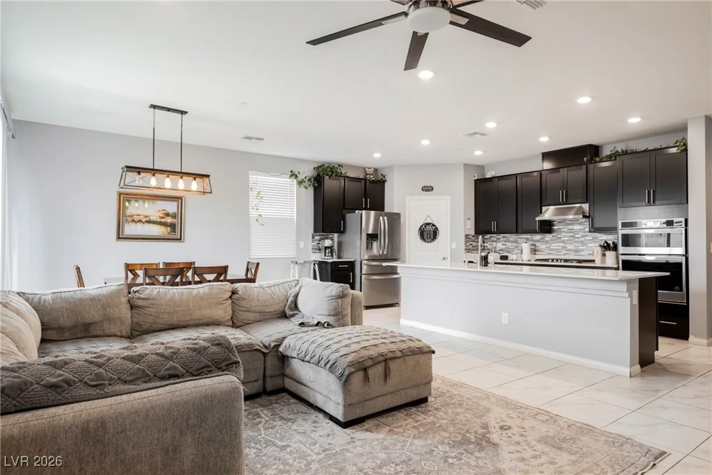 4927 Enlightenment, Las Vegas, NV 89130