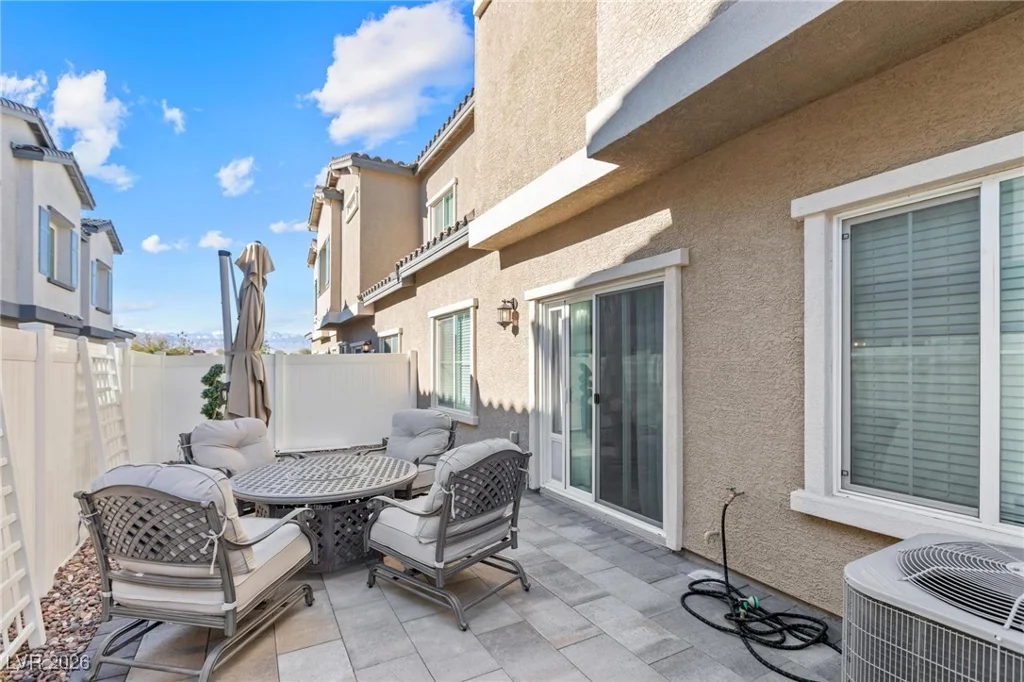 7310 Decatur, Las Vegas, NV 89131
