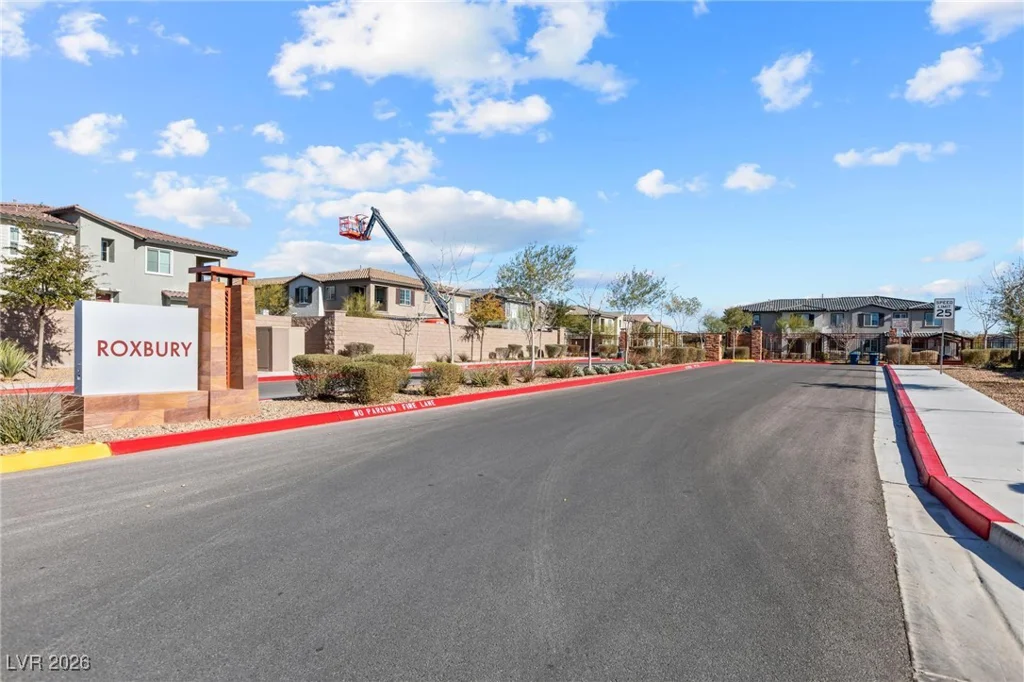 7310 Decatur, Las Vegas, NV 89131