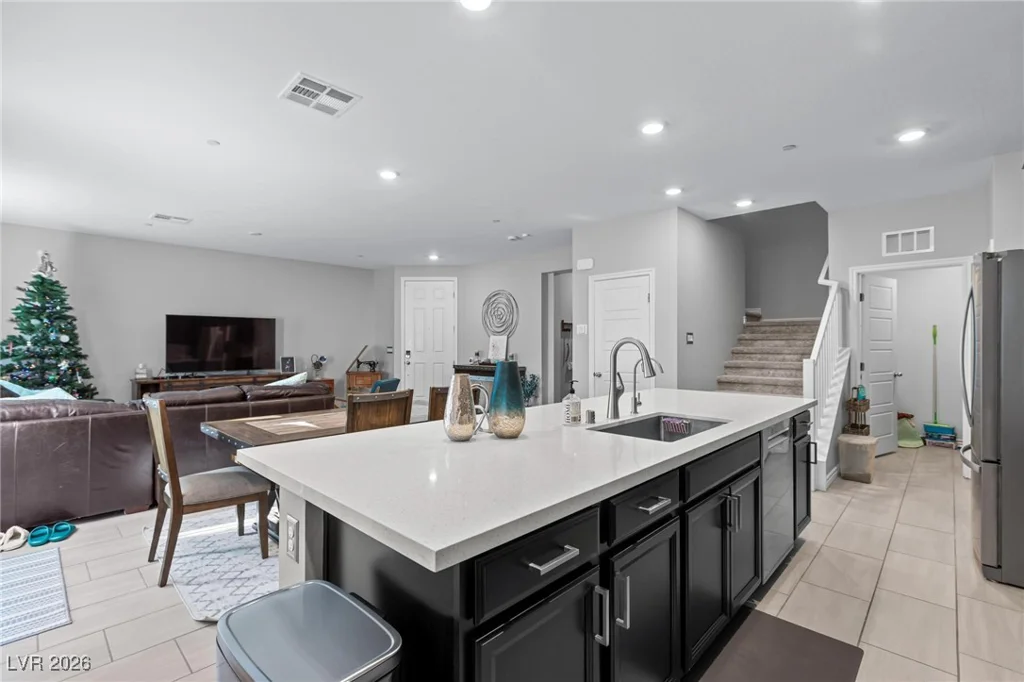 7310 Decatur, Las Vegas, NV 89131