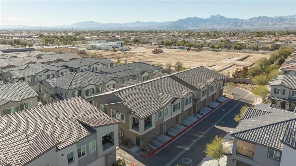 7310 Decatur, Las Vegas, NV 89131