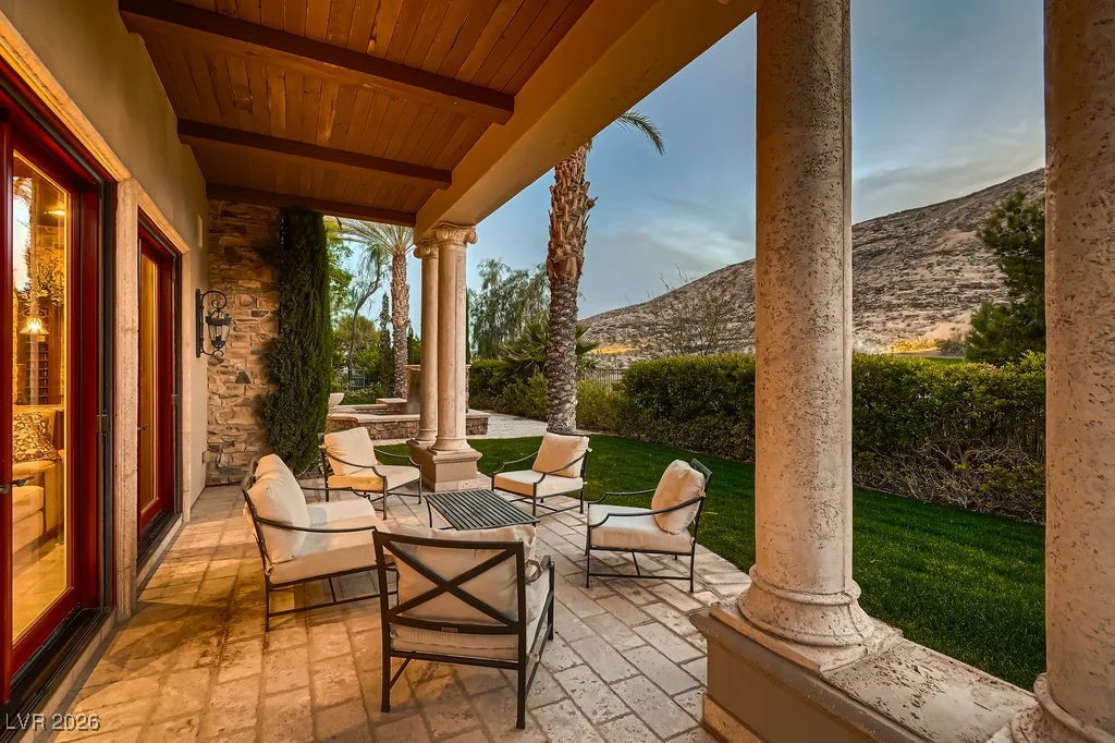 2845 Red Arrow, Las Vegas, NV 89135