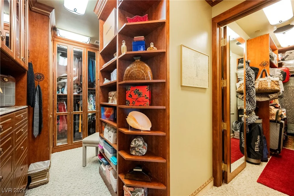 2747 Paradise, Las Vegas, NV 89109