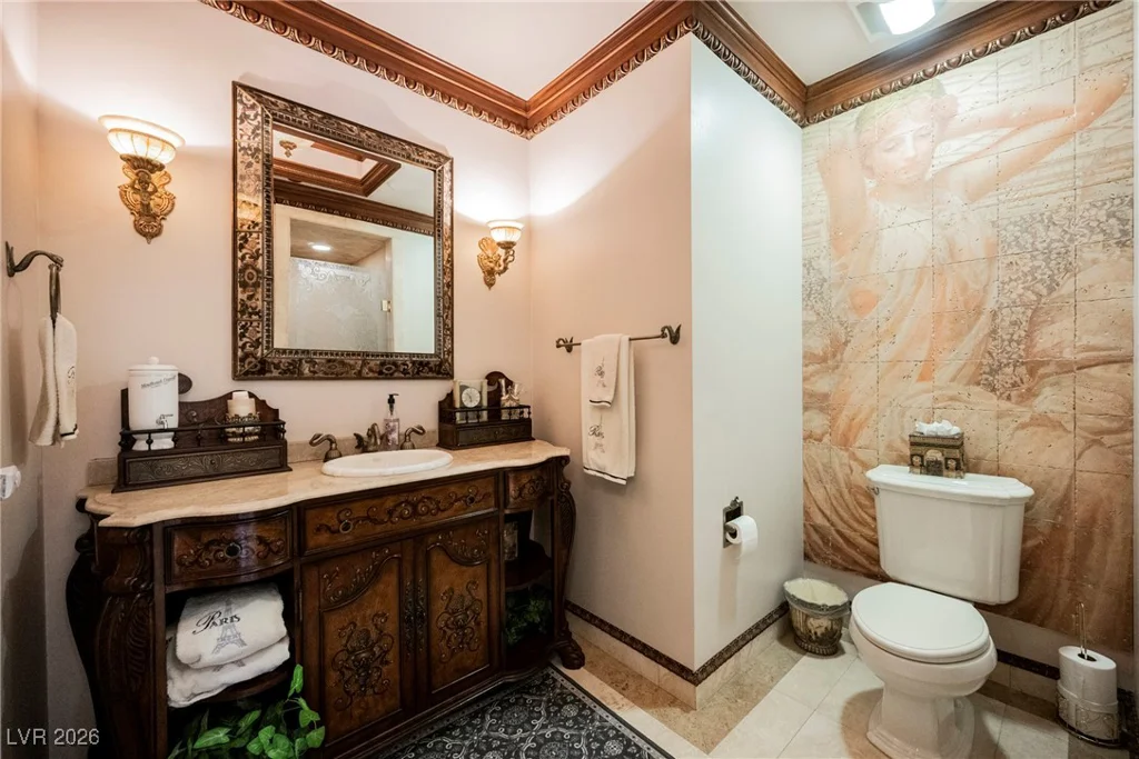 2747 Paradise, Las Vegas, NV 89109