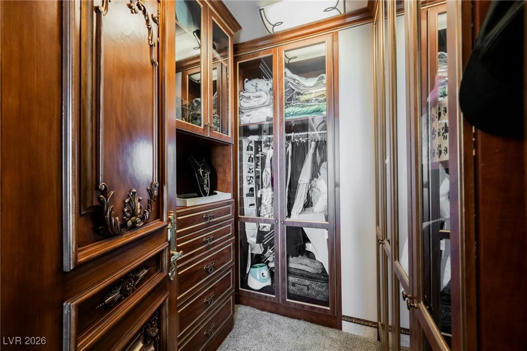 2747 Paradise, Las Vegas, NV 89109
