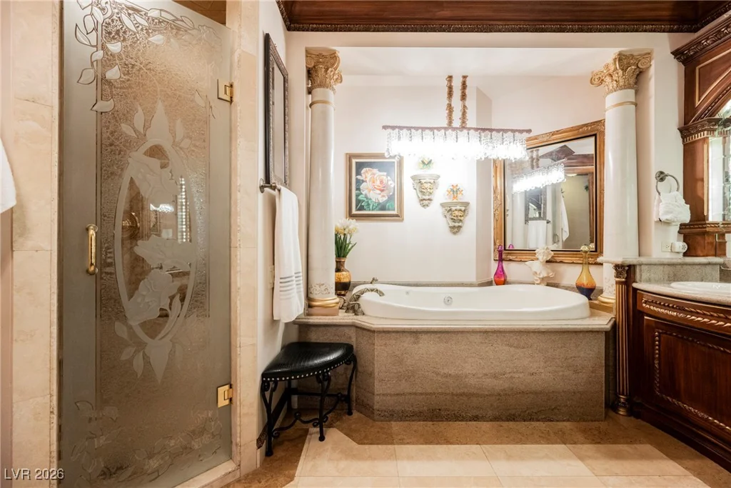2747 Paradise, Las Vegas, NV 89109