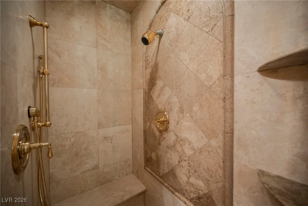 2747 Paradise, Las Vegas, NV 89109