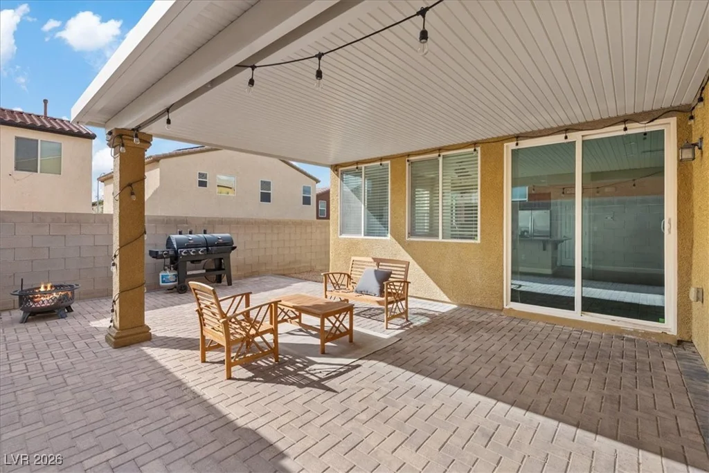 6871 Compass Cove, Las Vegas, NV 89142