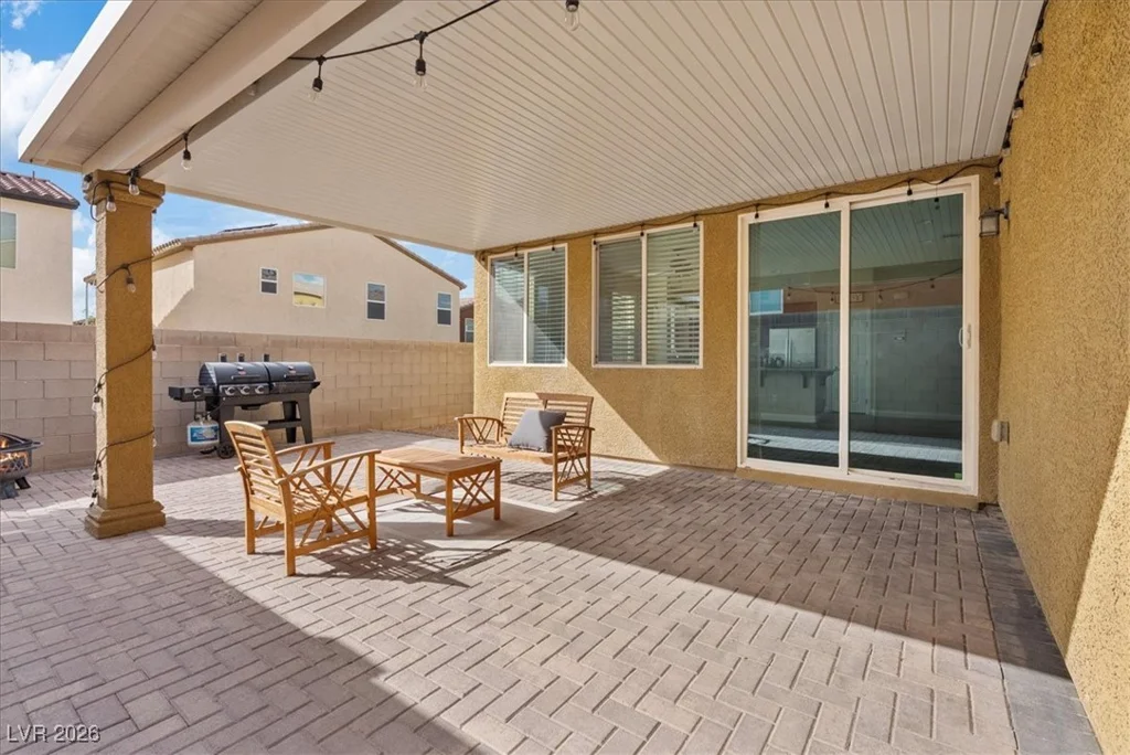 6871 Compass Cove, Las Vegas, NV 89142
