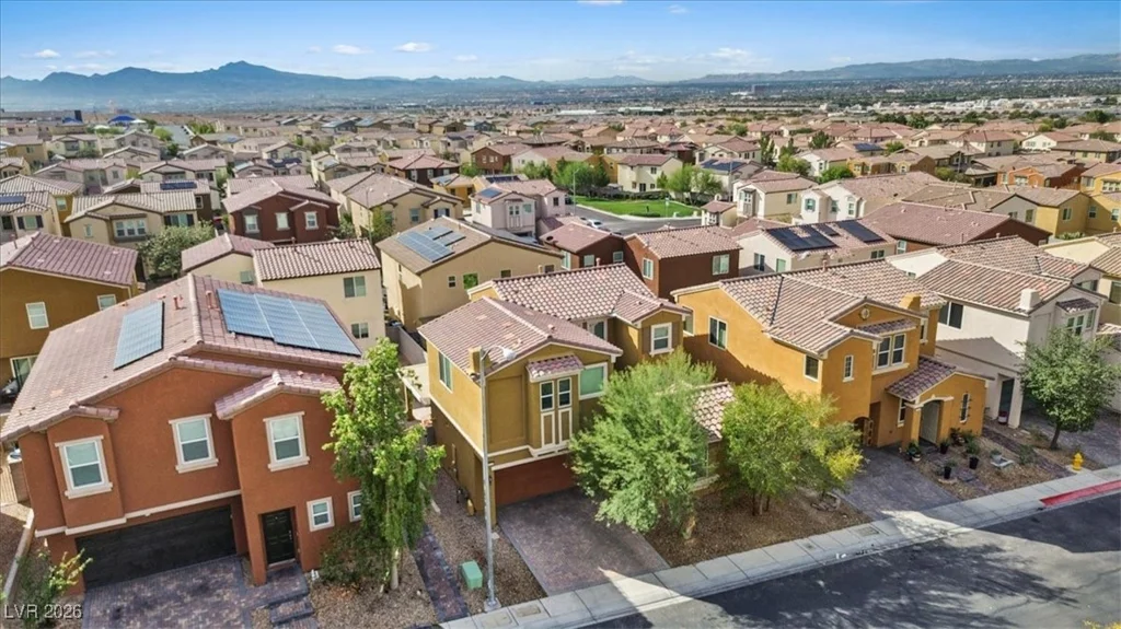 6871 Compass Cove, Las Vegas, NV 89142