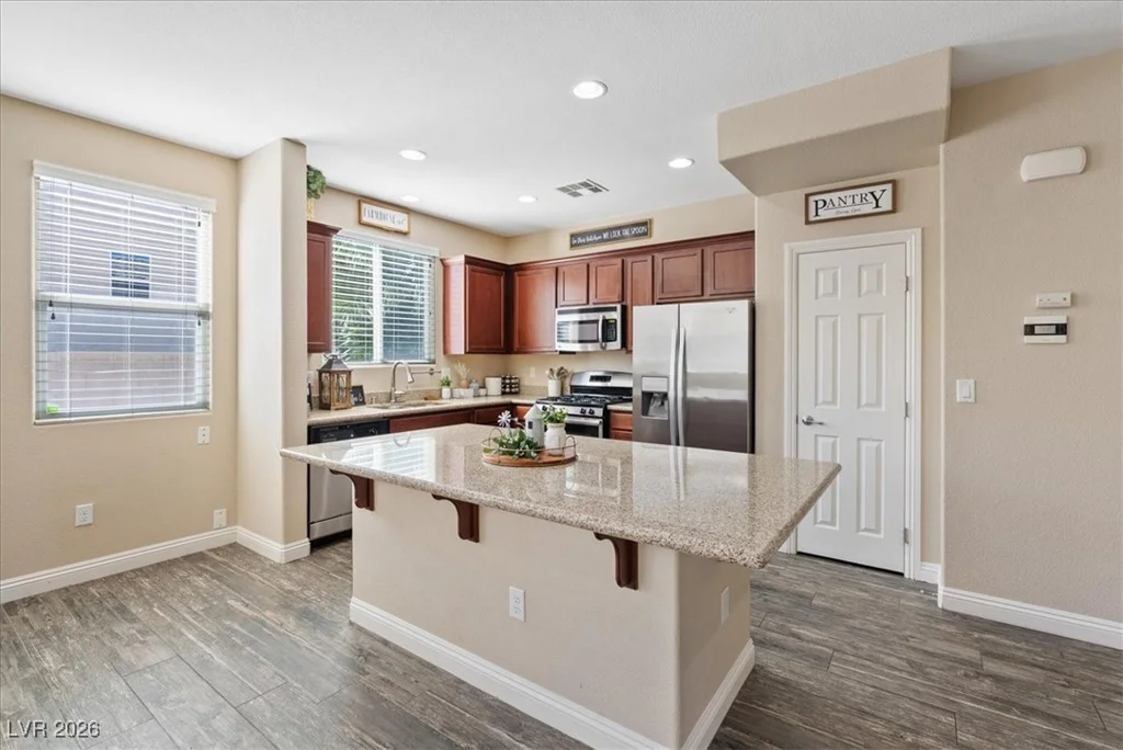 6871 Compass Cove, Las Vegas, NV 89142