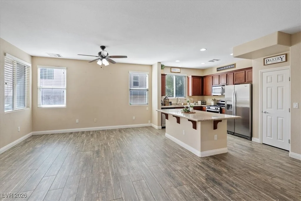 6871 Compass Cove, Las Vegas, NV 89142
