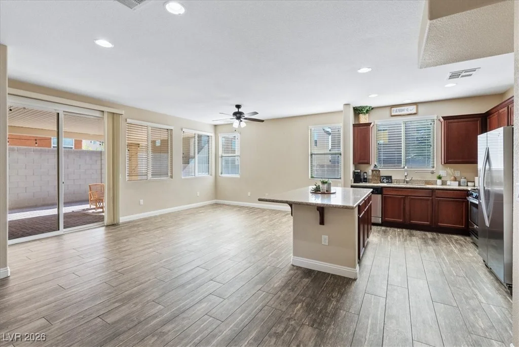 6871 Compass Cove, Las Vegas, NV 89142