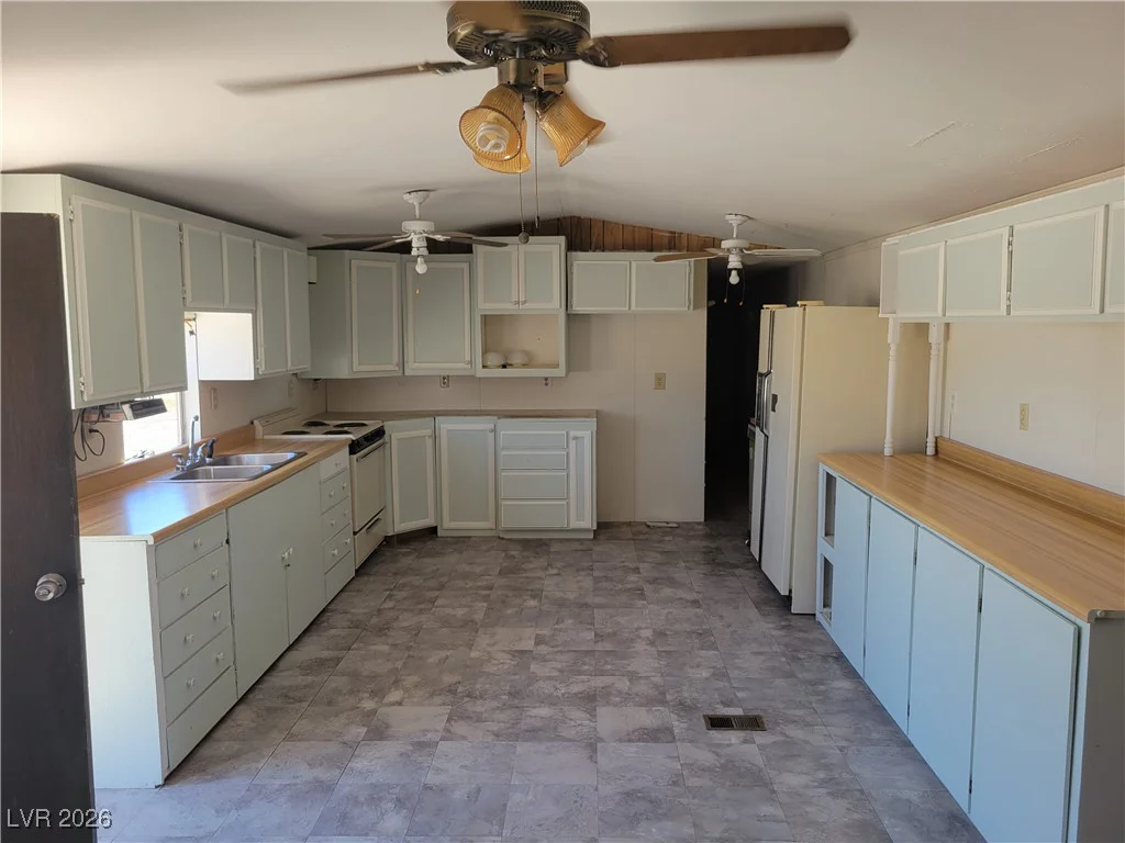 7950 Wildhorse, Pahrump, NV 89061